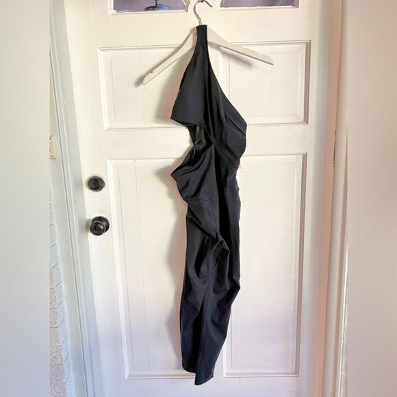 NWT Revolve Free People Movement Transcend Limits Onesie Black One Shoulder - Picture 5 of 7